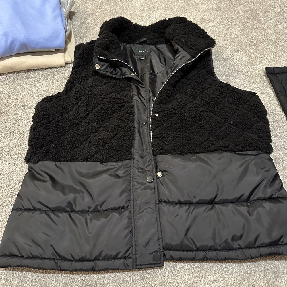 donating 🤩 Tribal Vest